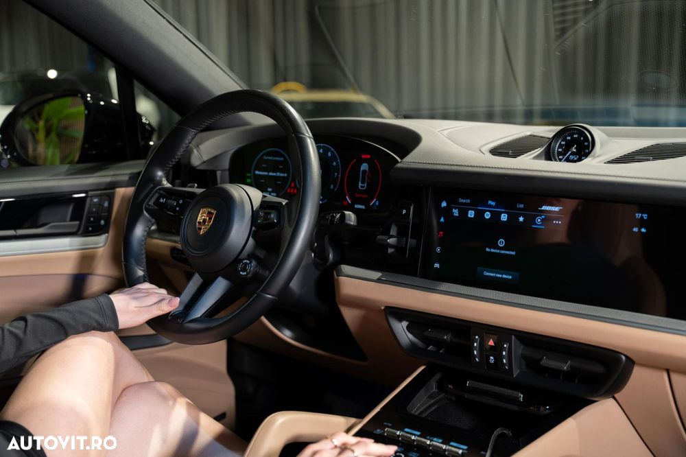 Porsche Cayenne Coupe S - 23