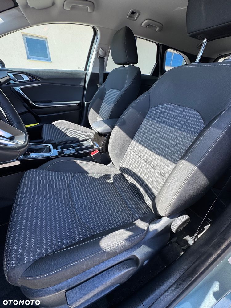 Kia Ceed 1.6 CRDi DCT Vision - 12