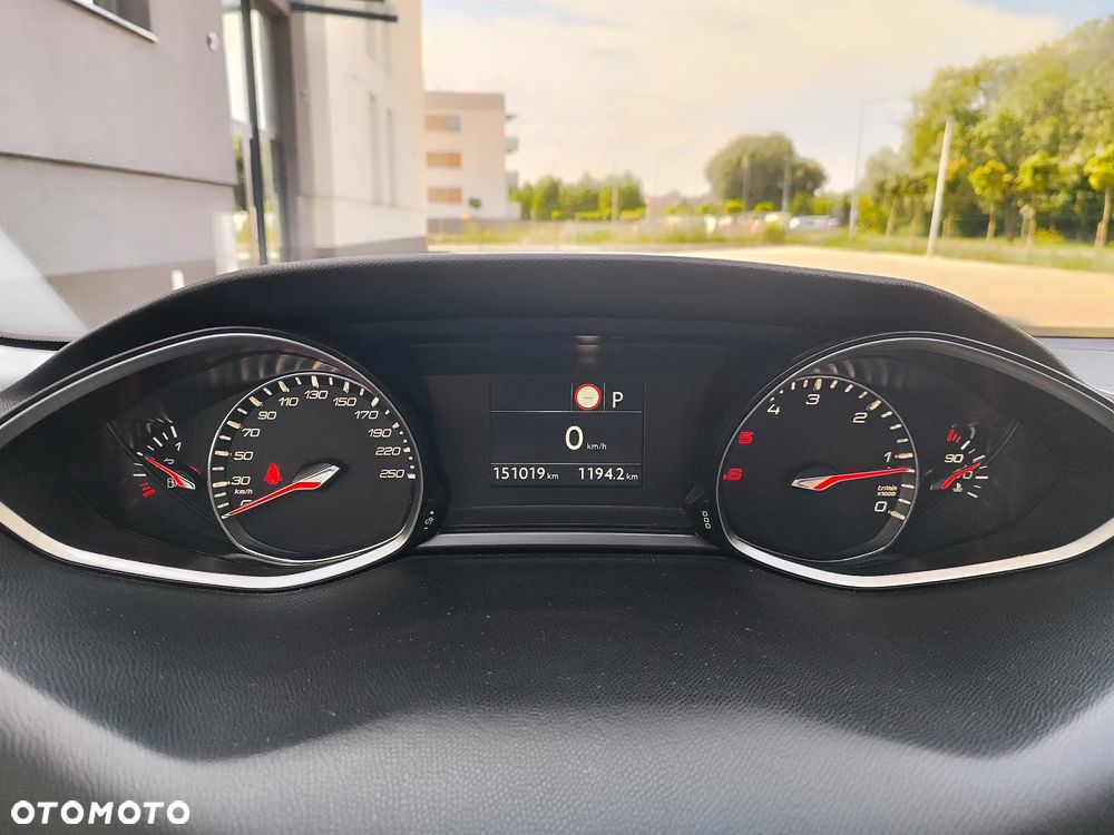 Peugeot 308 BlueHDi 130 EAT6 Stop & Start Active - 12
