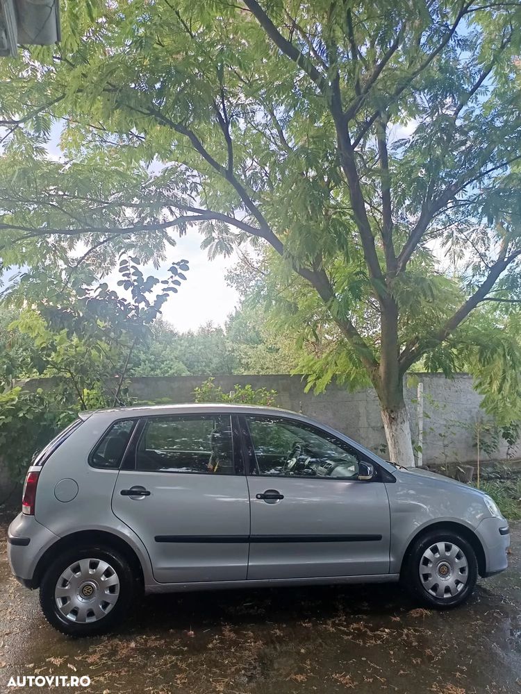 Volkswagen Polo 1.4 Basis - 3