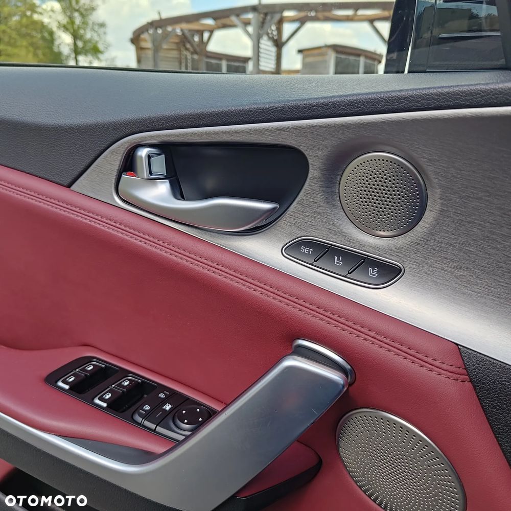 Kia Stinger 2.0 T-GDI GT Line - 19