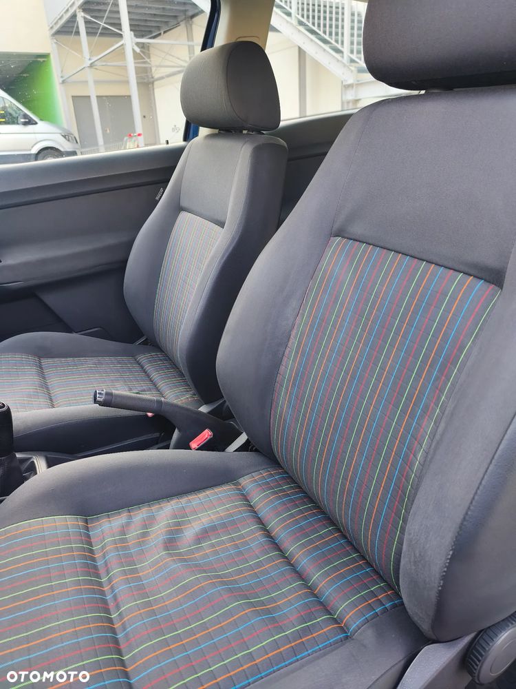 Volkswagen Polo 1.4 16V Comfortline - 12