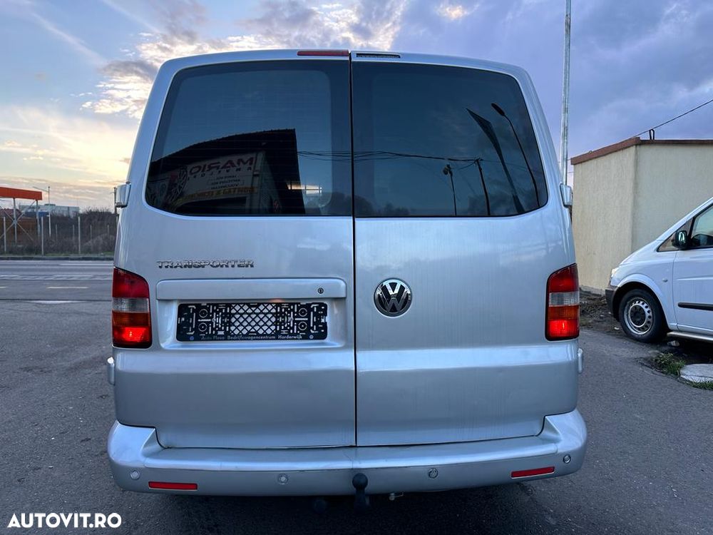 Volkswagen Caravelle - 20