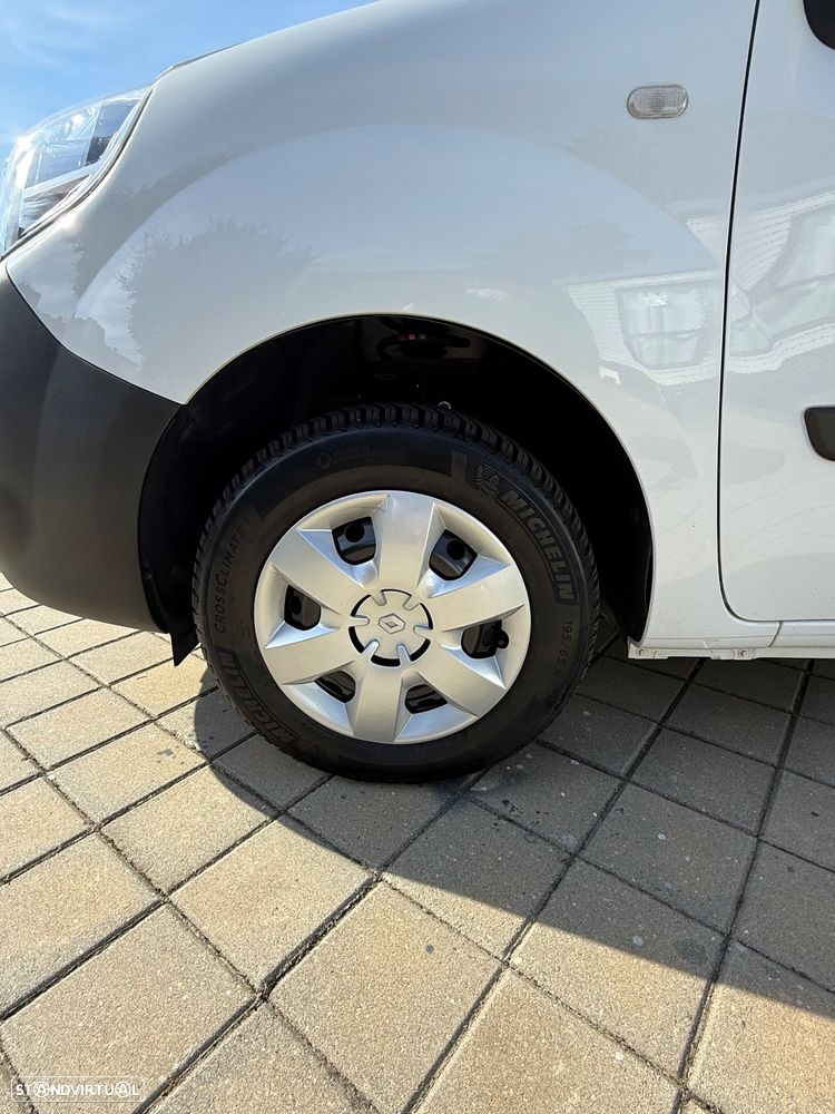 Renault kangoo maxi 1.5 dci 90 grand confort grand volume - 23