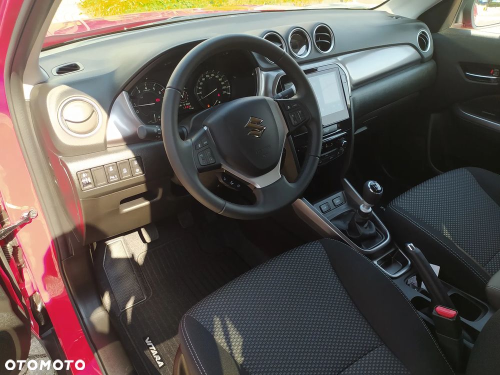 Suzuki Vitara 1.4 Boosterjet mHEV Premium Plus 2WD - 22