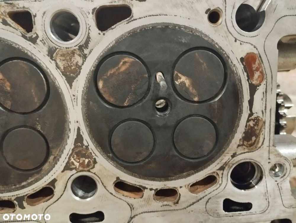 LEWA GŁOWICA SILNIKA 90352085F JEEP GRAND CHEROKEE WK2 3.0 CRD V6 - 14