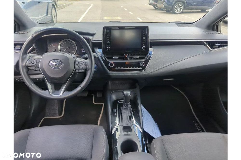 Toyota Corolla - 9