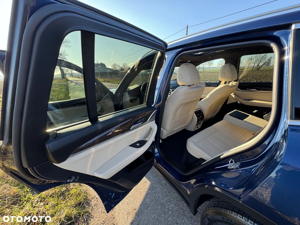 BMW X3 xDrive30i xLine - 25