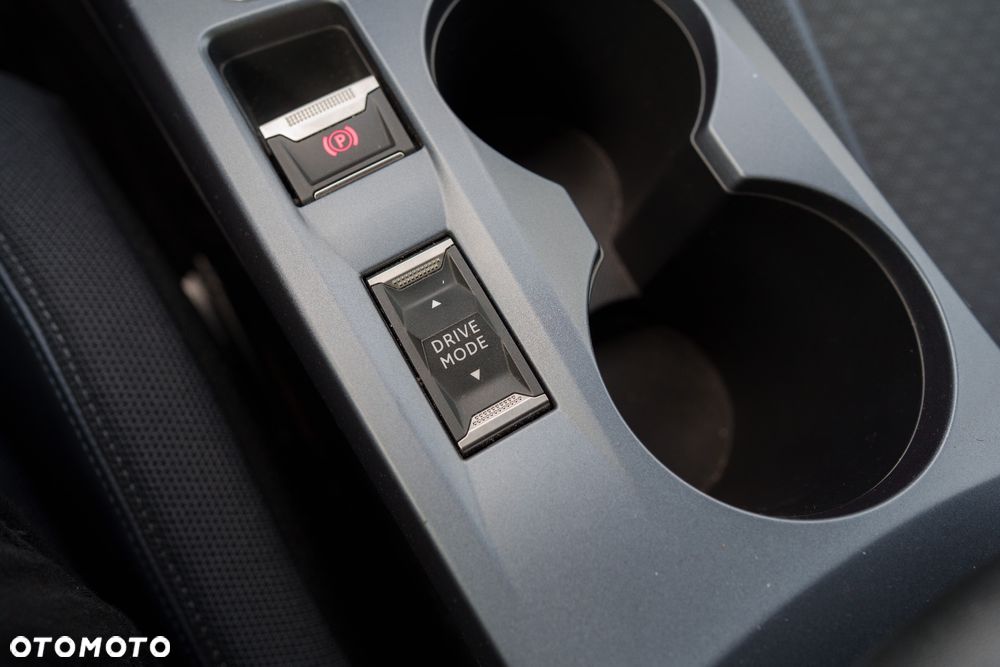 Peugeot 2008 PureTech 130 Allure - 19