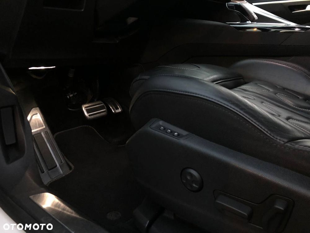 Peugeot 3008 1.5 BlueHDi GT S&S EAT8 - 28