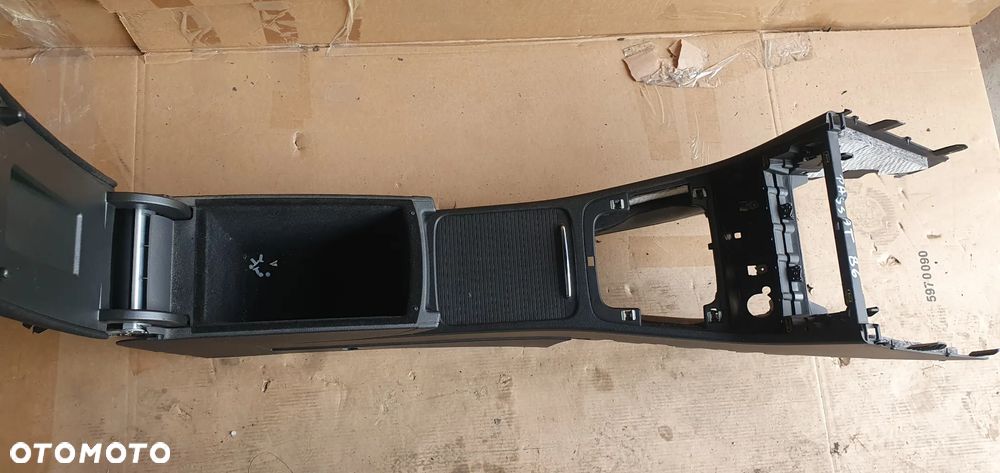 Tunel środkowy podłokietnik czarny VW Passat B6 3C0864207B - 6