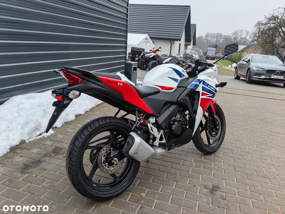 Honda CBR - 3