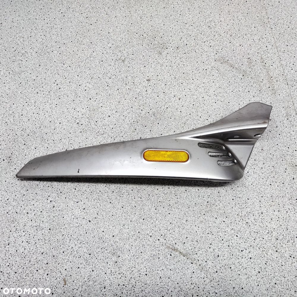 Owiewka, osłona, bok, boczek Piaggio Vespa ET4 - 1