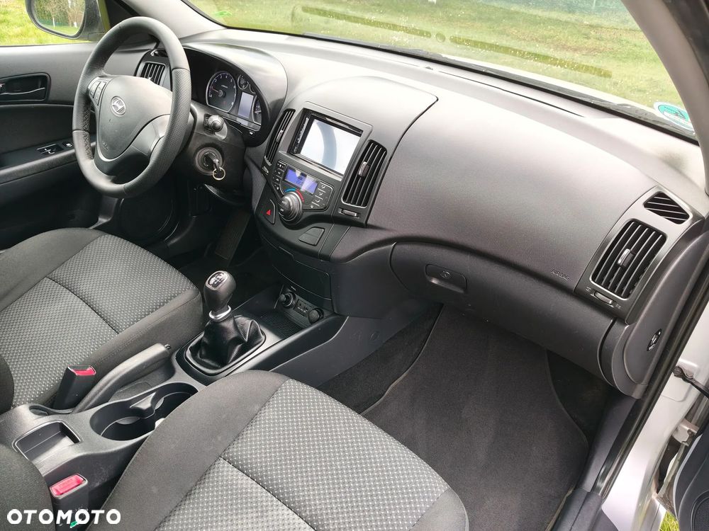 Hyundai i30 i30cw 1.4 blue Comfort - 15