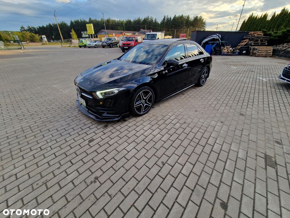 Mercedes-Benz Klasa A 220 4Matic 7G-DCT AMG Line - 3