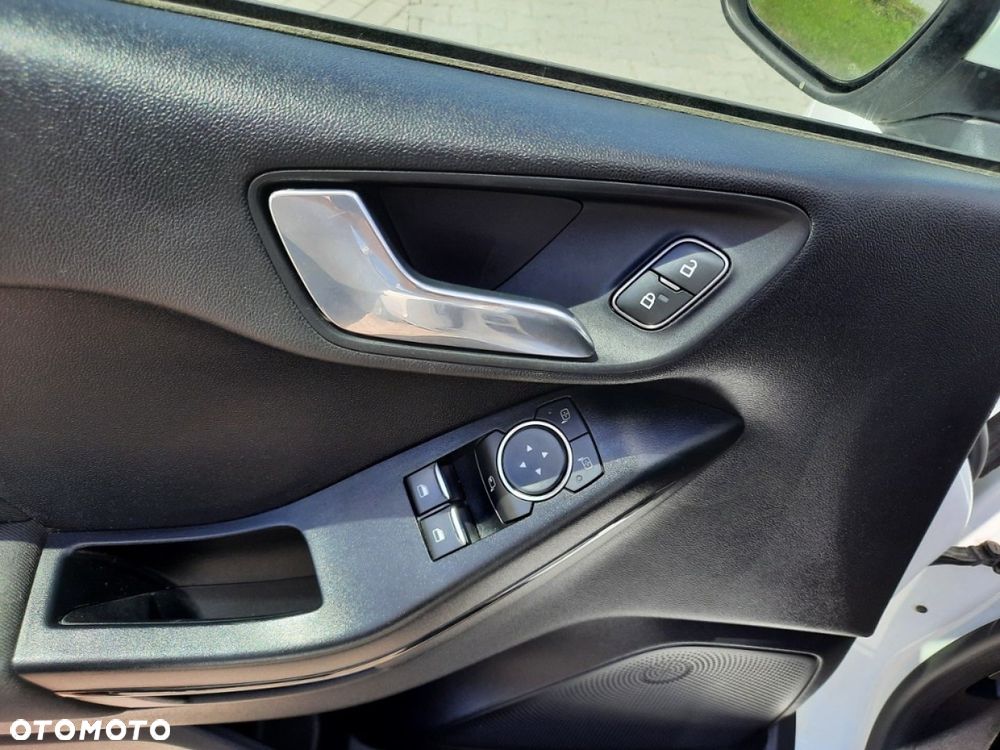 Ford Fiesta - 15