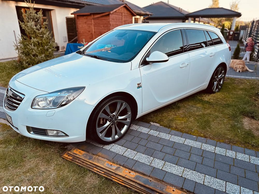 Opel Insignia - 10