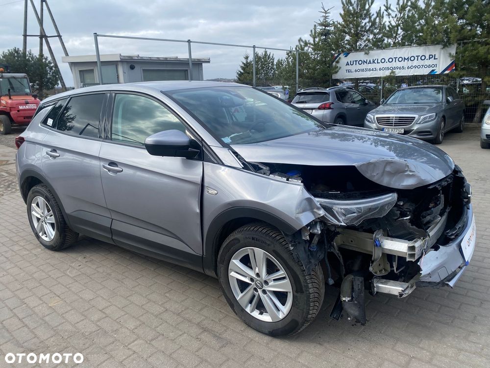 Opel Grandland X 1.5 D Start/Stop Automatik Business Edition - 4