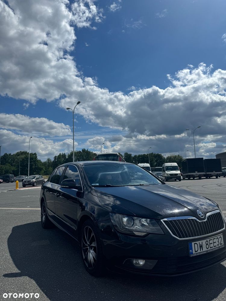 Skoda Superb 2.0 TDI Ambition Outdoor DSG - 6