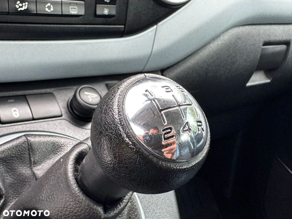 Citroën Berlingo Multispace HDi 115 FAP XTR - 15