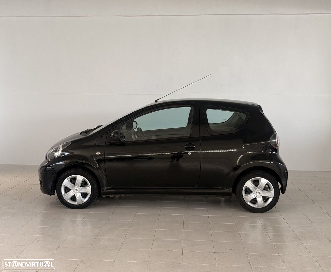 Toyota Aygo 1.0 + AC - 2