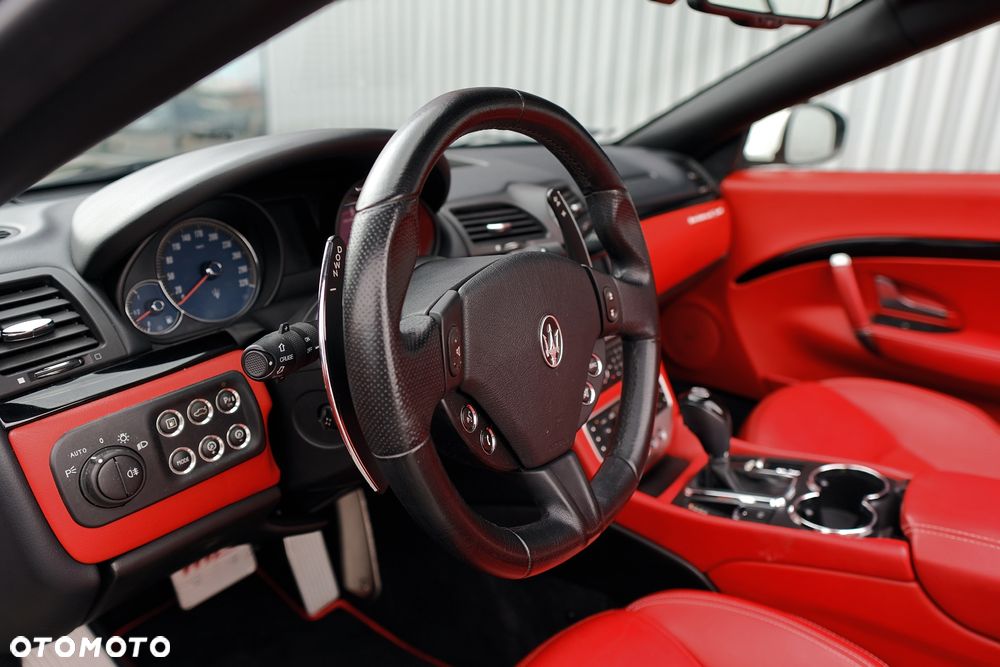 Maserati GranTurismo Sport - 12