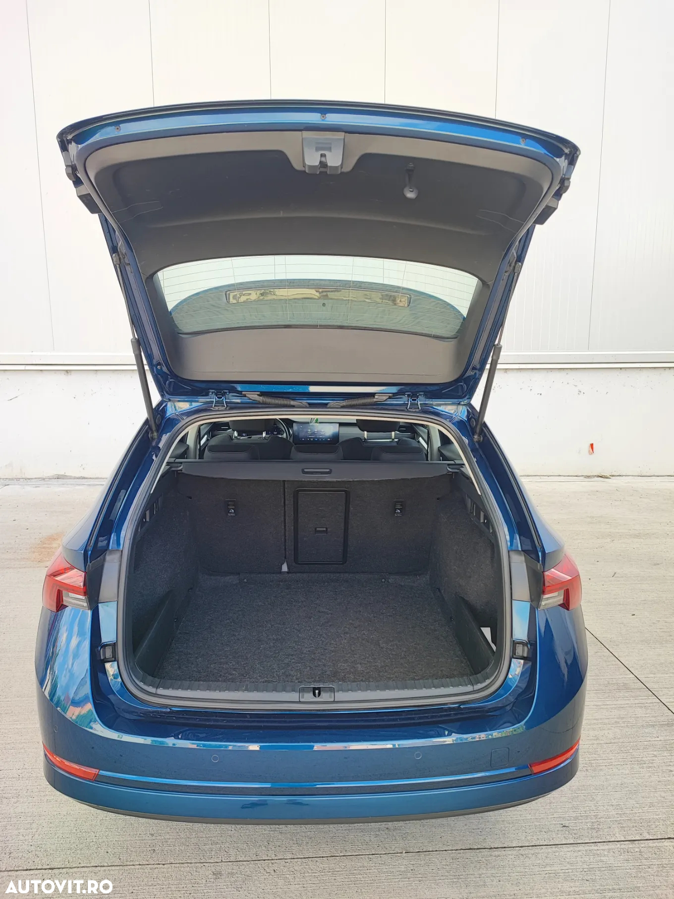 Skoda Octavia 2.0 TDI DSG Clever - 3