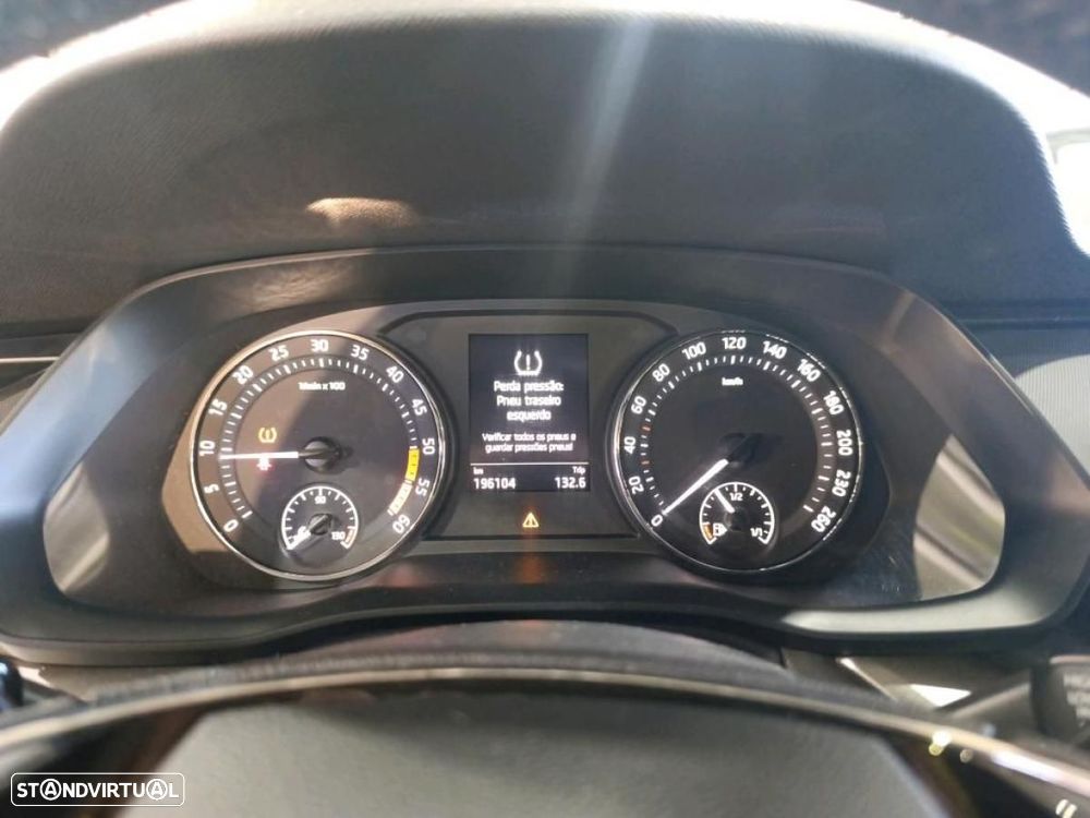 Skoda Octavia Break 2.0 TDI Ambition DSG - 3