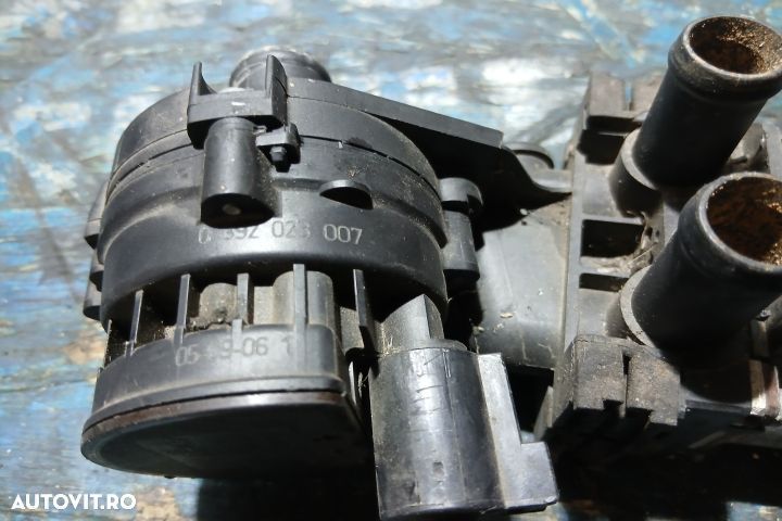 Pompa recirculare apa 0392023007 0392023007 Audi A4 B8/8K [2007 - 201 - 4