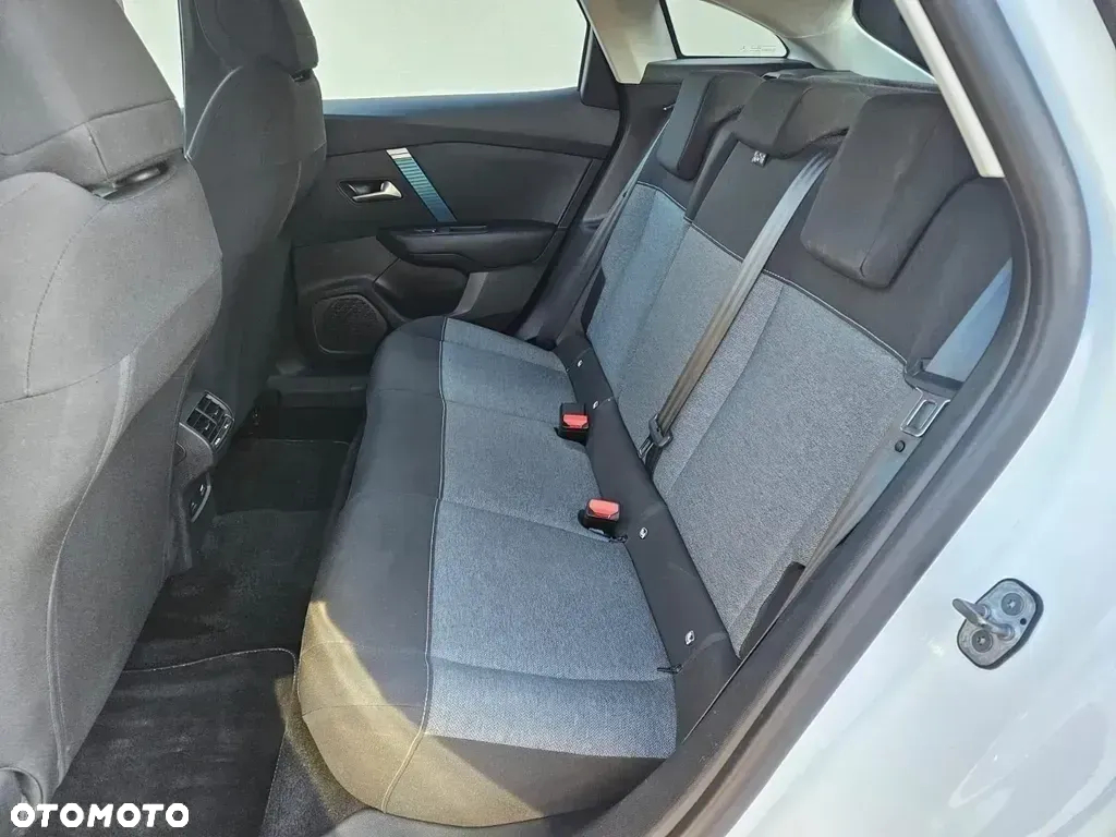 Citroën C4 e-C4 136 FEEL PACK - 10