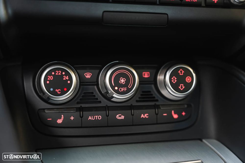 Audi TT RS Coupé Plus 2.5 TFSi quattro S tronic - 29