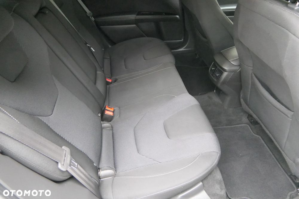 Ford Mondeo 2.0 TDCi Titanium - 22