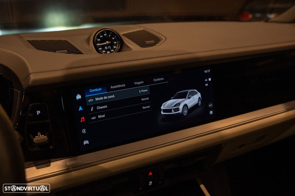 Porsche Cayenne Coupé E-Hybrid Tiptronic S - 26