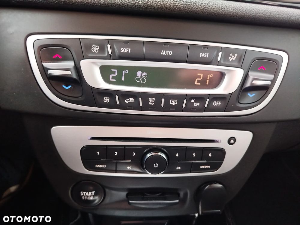 Renault Megane ENERGY TCe 130 EDC BOSE EDITION - 7