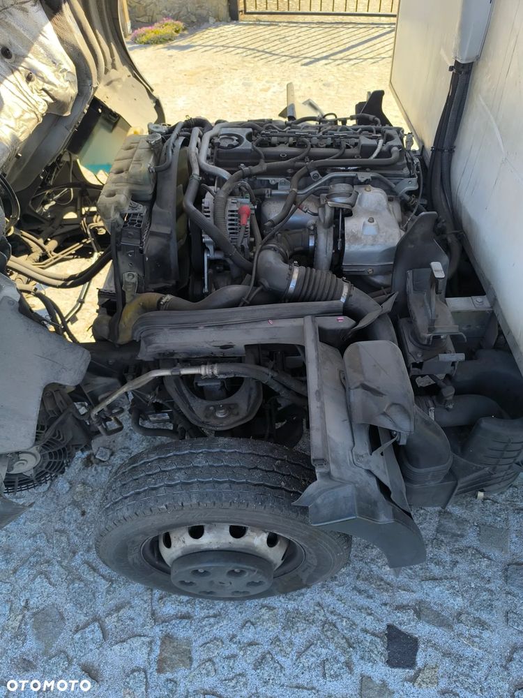 Renault Maxity - 15
