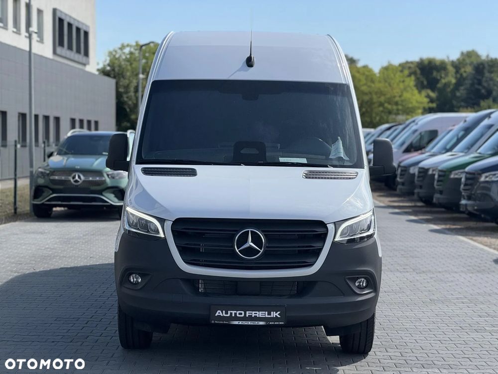 Mercedes-Benz Sprinter - 3