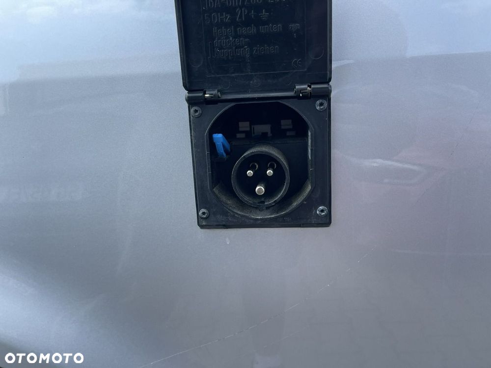 Volkswagen California - 16