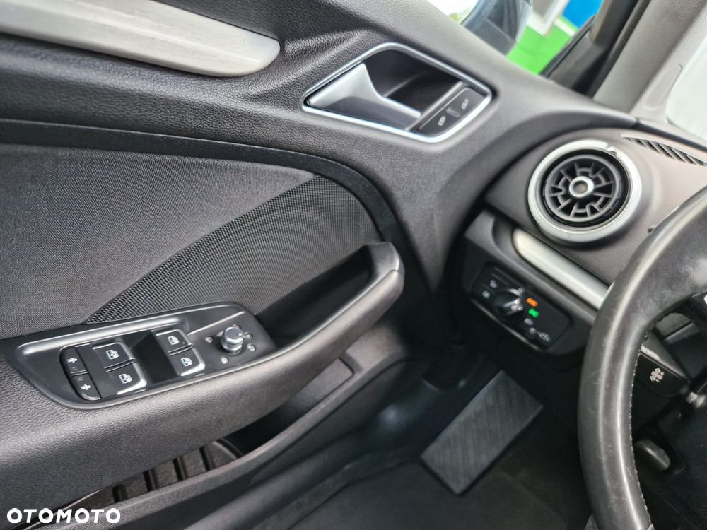 Audi A3 Sportback - 17