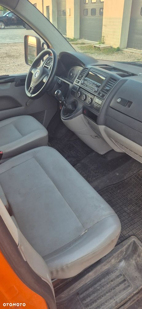 Volkswagen Transporter T5 - 5