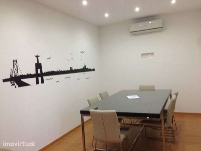 Gabinetes para Advogados – Localização Estratégica em Oeira - Grande imagem: 2/5
