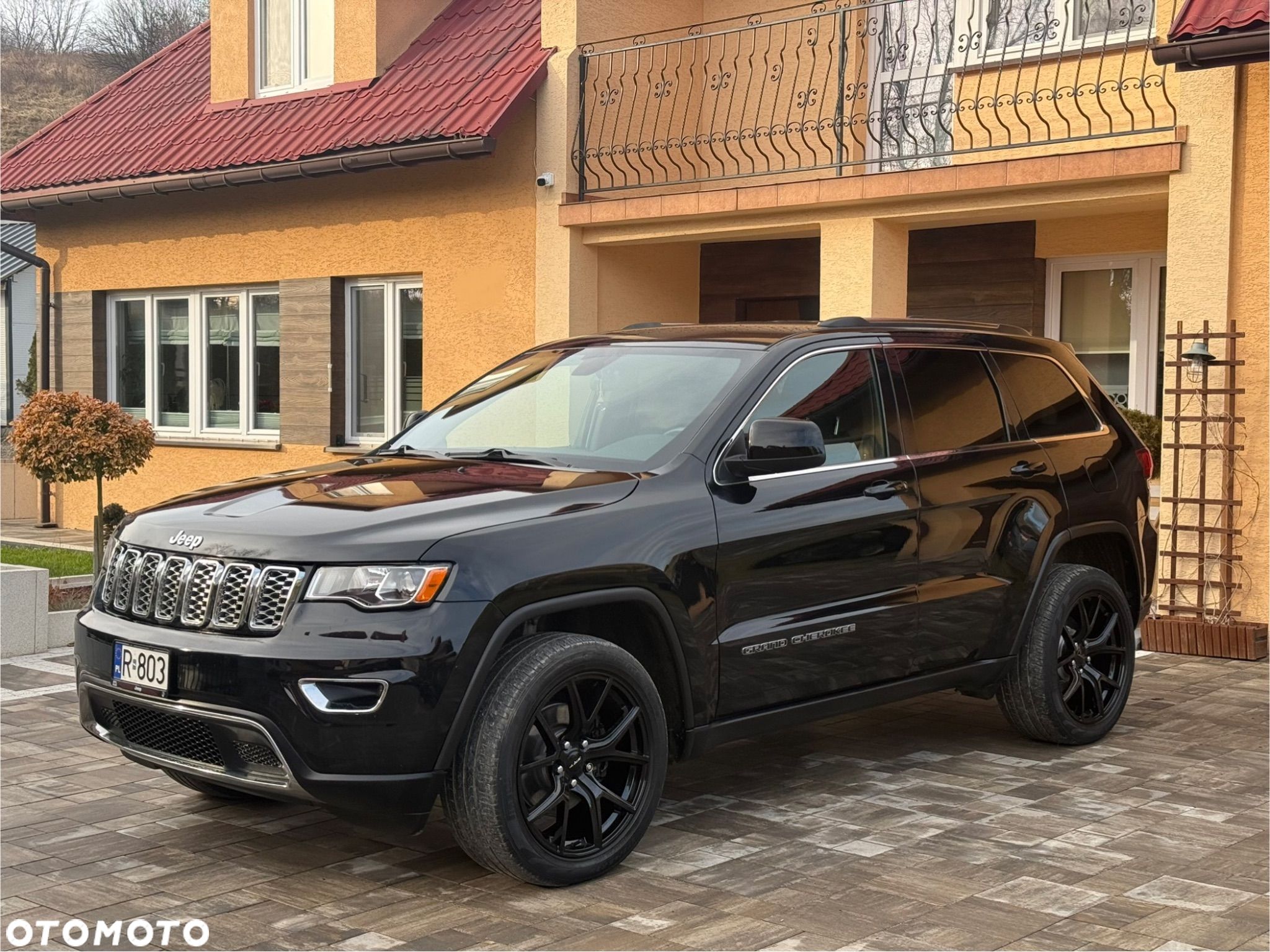 Jeep Grand Cherokee - 1