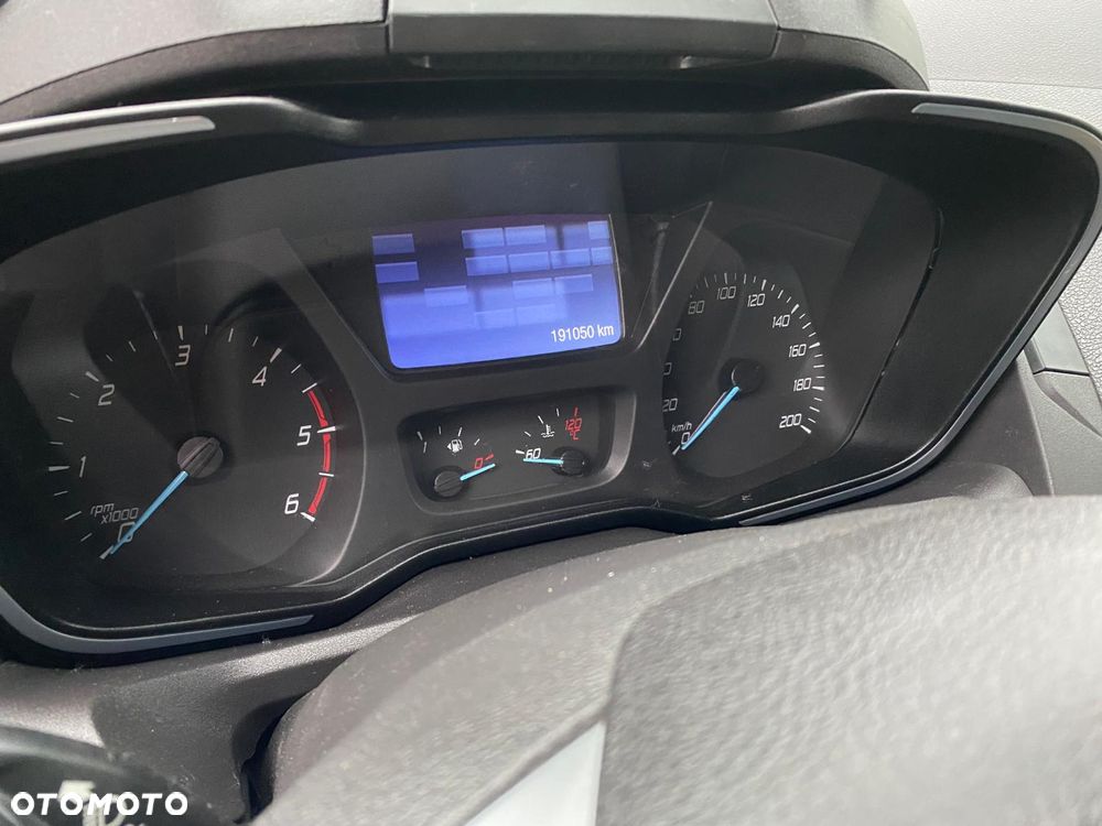 Ford TRANSIT CUSTOM - 19