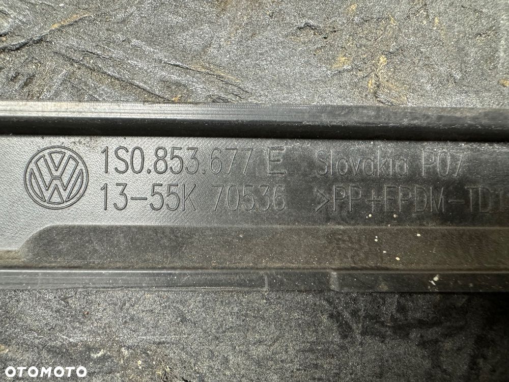 Kratka Środkowa zderzaka Volkswagen up 1S0 - 3