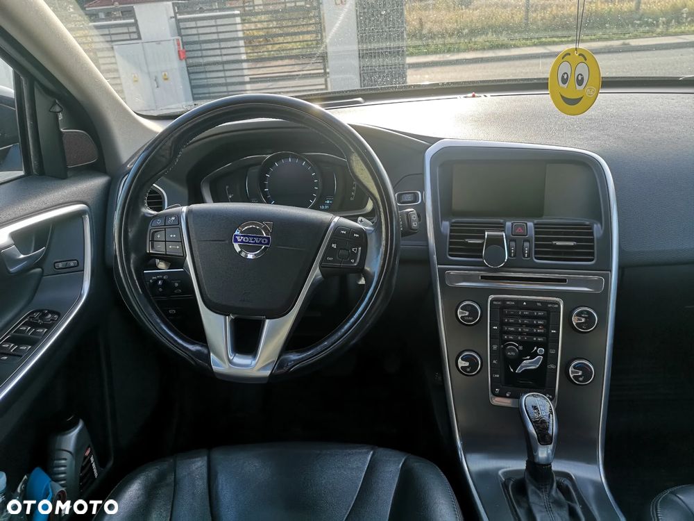 Volvo XC 60 T6 AWD Edition Pro - 15