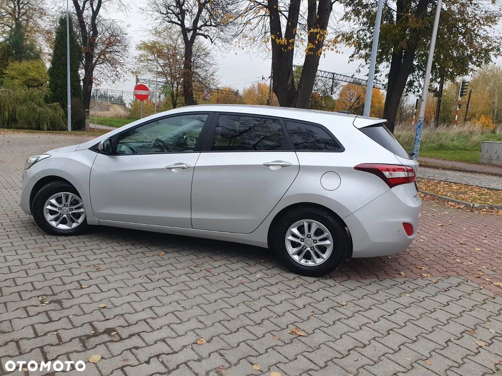 Hyundai i30 1.6 Style - 37
