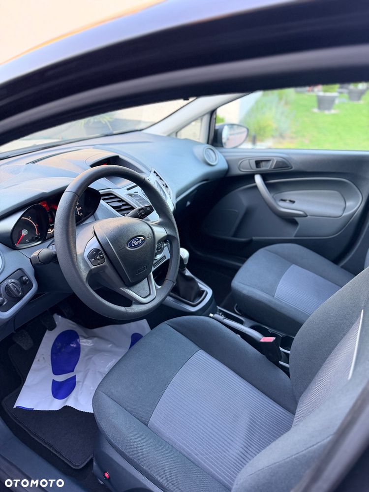 Ford Fiesta 1.25 Titanium EU5 - 5