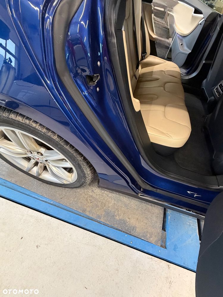 Tesla Model S 90D Allradantrieb - 7