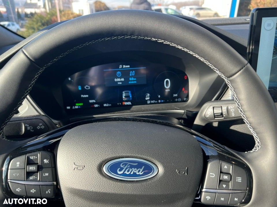 Ford Kuga - 13