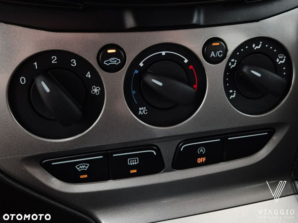 Ford Focus - 11