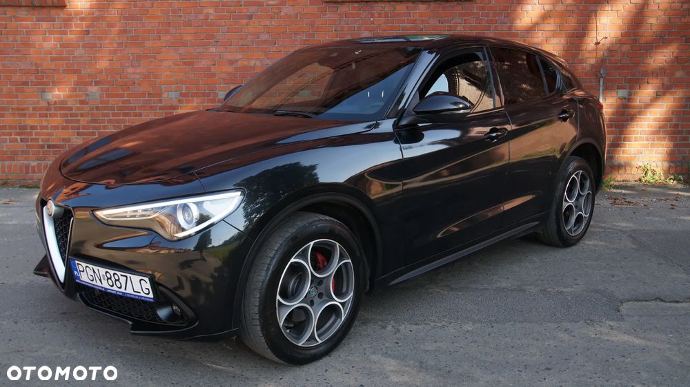Alfa Romeo Stelvio 2.2 JTDM Executive Q4 - 29